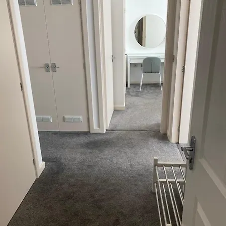 Marine Viewing 2 Bedrooms Flat Manchester Exterior foto