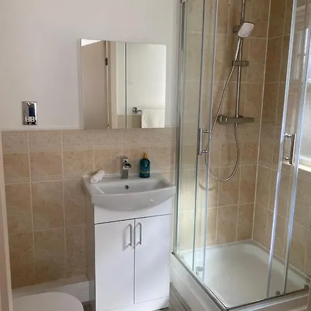 Marine Viewing 2 Bedrooms Flat Manchester Exterior foto