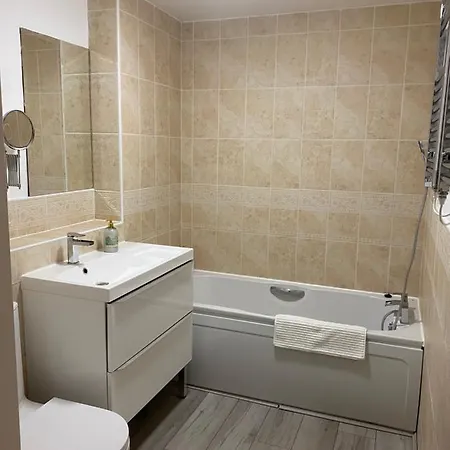 Marine Viewing 2 Bedrooms Flat Manchester Exterior foto