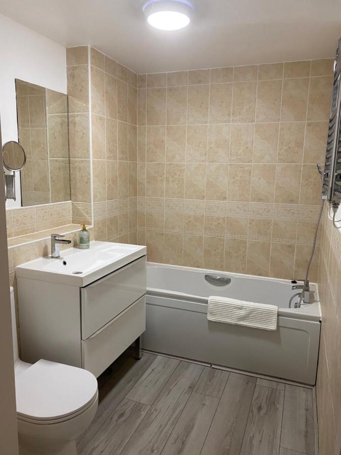 Marine Viewing 2 Bedrooms Flat *